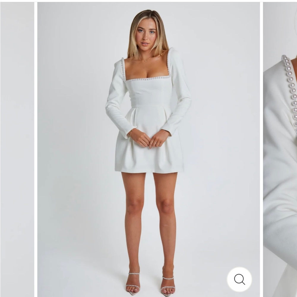 Odd muse white Pearl dress
